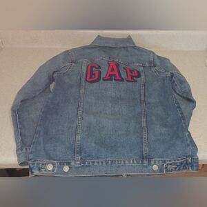 GAP Women’s Denim Jacket small Blue Jean Jacket Red Logo Back Patch Y2K